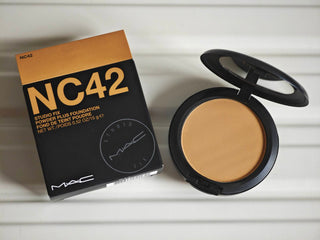 MAC Studio Fix Powder Plus Foundation